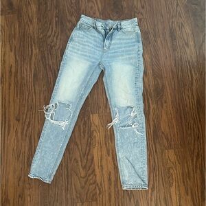 American Eagle Mom Jean